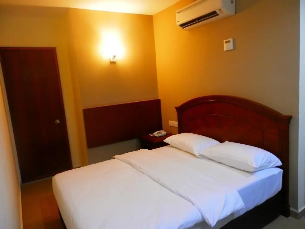Lks Hotel Malacca 2*,