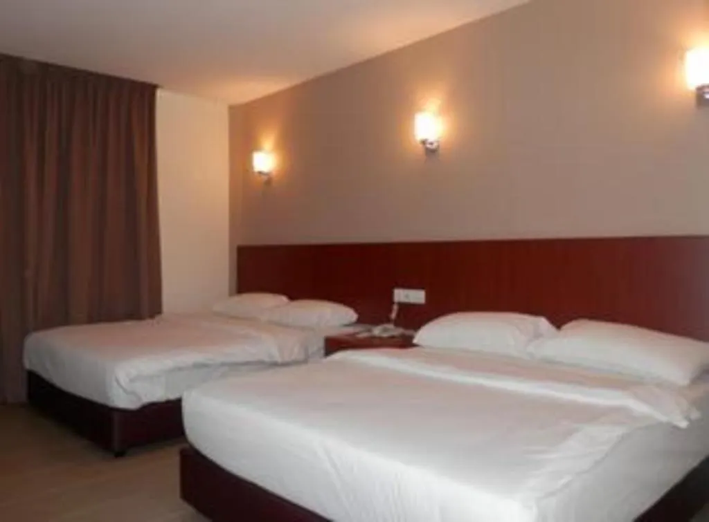 Lks Hotel Malacca 2*,  Malesia
