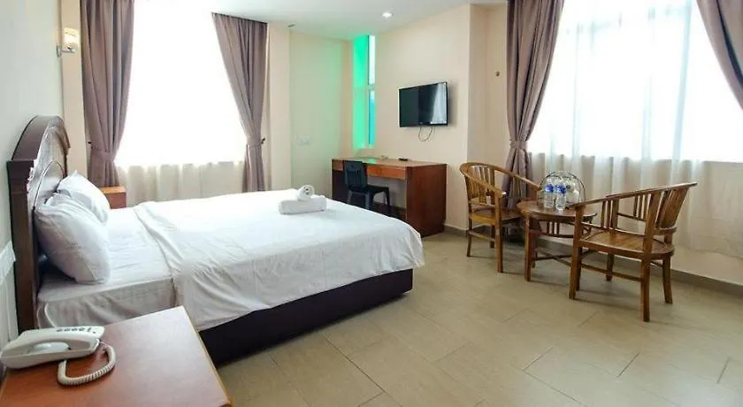 Lks Hotel Malacca 2*,