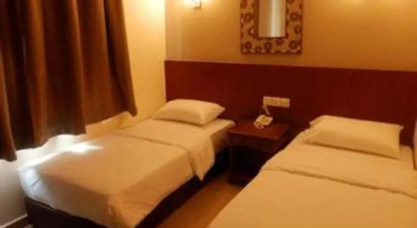 Lks Hotel Malacca 2*,